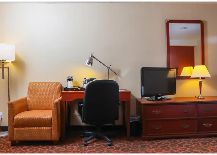 Ramada By Wyndham Niagara Falls/Fallsview